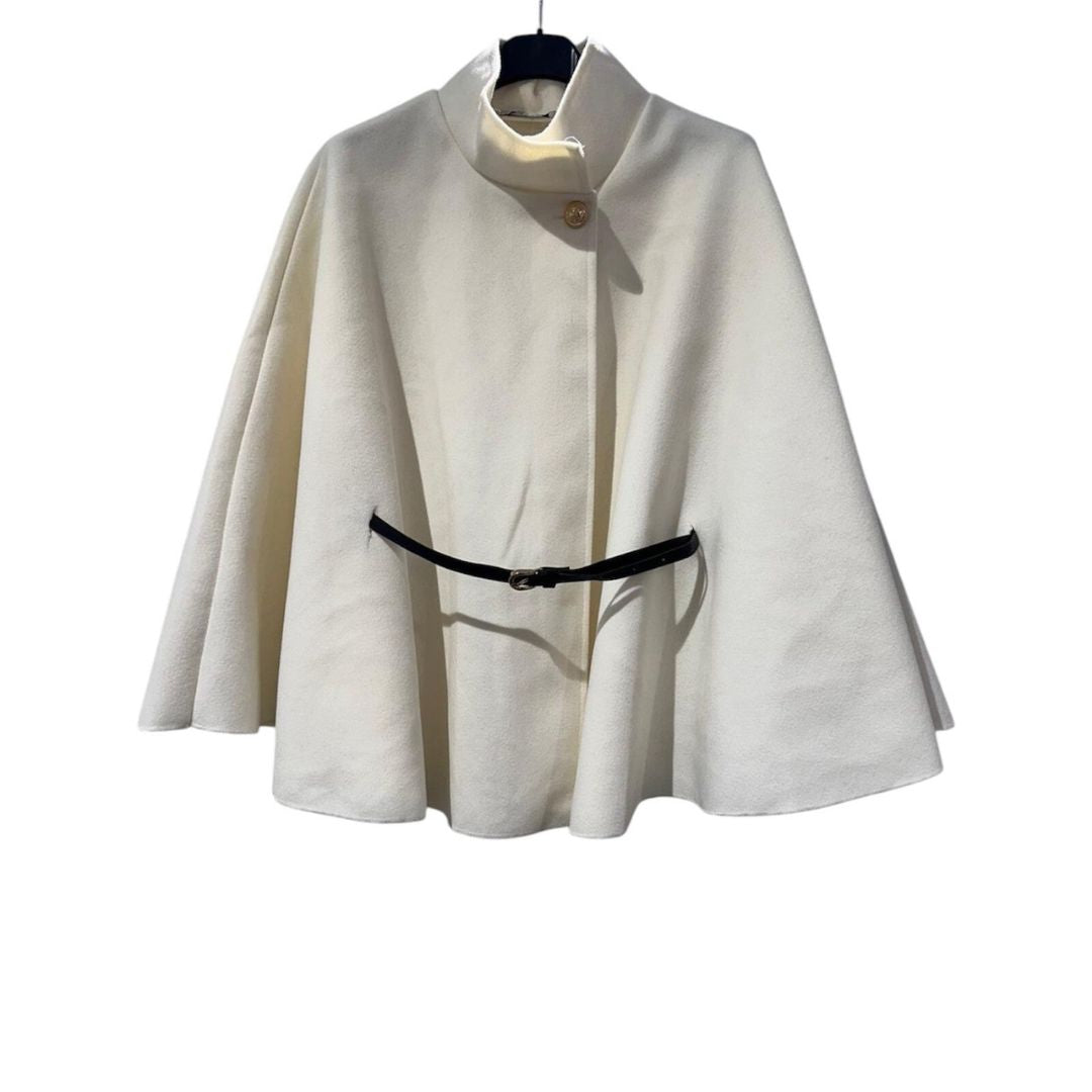 Abrigo con cinturón