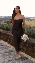 Thesa | Vestido de satén sin mangas