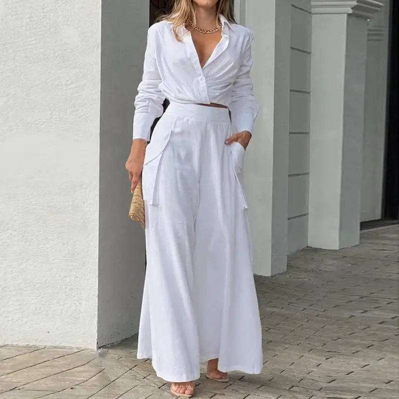Conjunto de verano con camisa anudada y pantalón palazzo de cintura alta